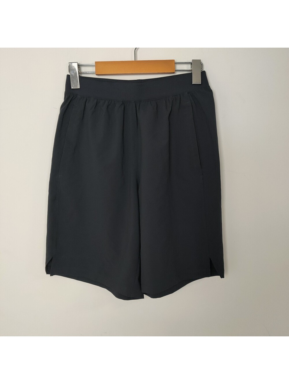 Under Armour Men's Black Stretch Athletic Training Running Shorts Small S